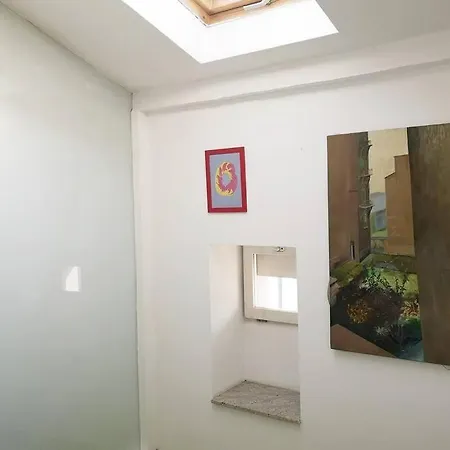 Cupcake 2 Bedroom Loft Apt In Location! Appartement *
