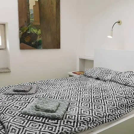 Cupcake 2 Bedroom Loft Apt In Location! Appartement