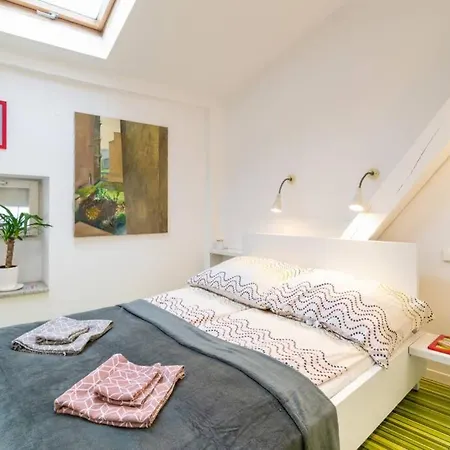 Appartement Cupcake 2 Bedroom Loft Apt In Location! Cracovie